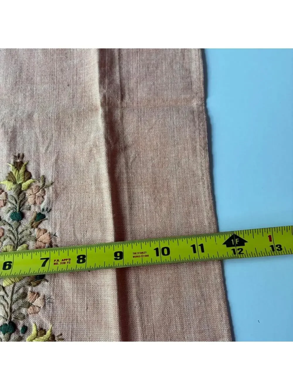 Vintage Hand Embroidered Linen Tip Towels Set of 2 Floral Fringe Guest Towels